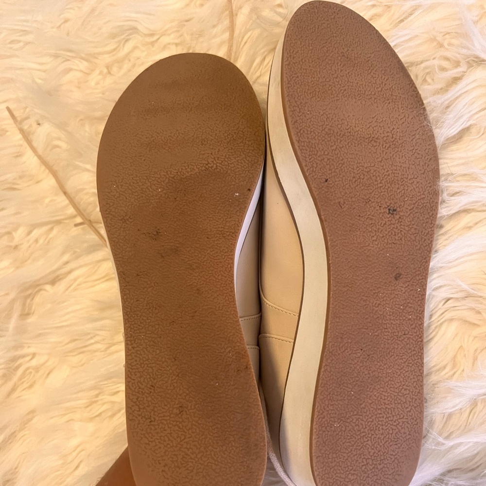Call it Spring platform Shoes - Picture 3 of 4